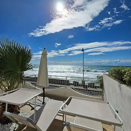 Litore Domus - Marea 펜션